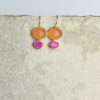 Oorbellen met carneool en fuchsia onyx