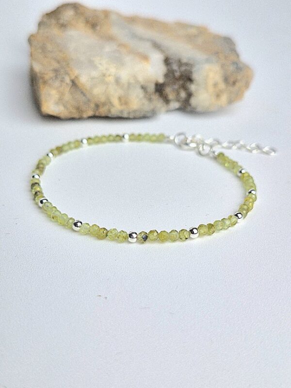 zilveren armband met peridoot