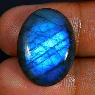 labradoriet edelsteen gepolijst met blauwe kleur